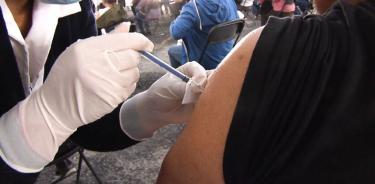 Inicia vacunación para personas de 50 a 59 años en Neza y Ecatepec