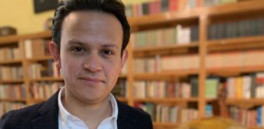 El escritor mexicano Juan Rivera Arroyo gana el premio Vargas Llosa