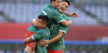 México golea 4-1 a Francia, en cátedra futbolera del tricolor en Tokio