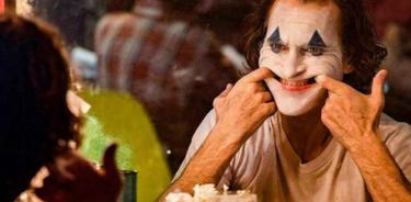 Joaquin Phoenix y Todd Phillips trabajarían en secuela de Joker