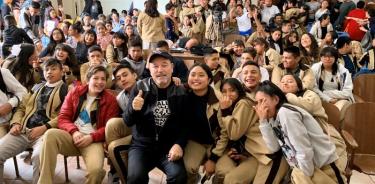 Rubén Blades visita Tepito para narrar sus experiencias a estudiantes