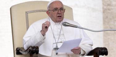 Papa establece obligación de denuncia en caso de abuso sexual