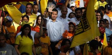 La Fiscalía chavista investiga las polémicas fotos de Guaidó