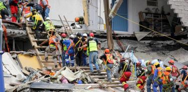 Otorgarán 4 mil pesos al mes a familias de fallecidos en sismo de 2017