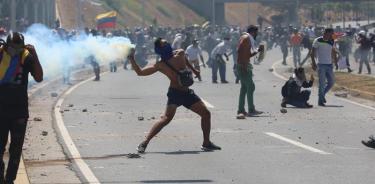 Alivio de sanciones a Venezuela, solo si Maduro apoya a Guaidó: EU