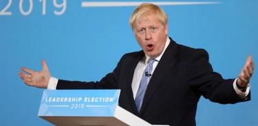 La UE hace chantaje moral con la cuestión fronteriza: Boris Johnson