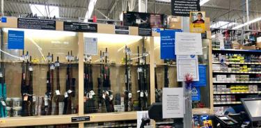 Walmart dejará de vender munición para armas cortas y pistolas en Alaska