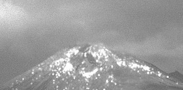 Popocatépetl registra explosión con columna de ceniza de dos kilómetros