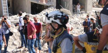 Reportan bombardeos rusos contra un mercado en Idlib; hay 37 muertos