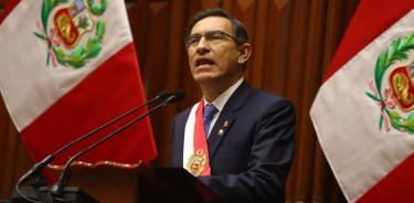 Presidente de Perú quiere adelantar un año las elecciones