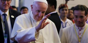 Pide AMLO invitar al Papa a México
