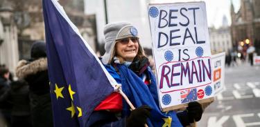 Conservadores rebeldes dicen que Brexit sin acuerdo sería 
