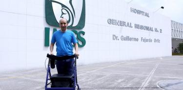 Hospital del IMSS realiza reconstrucción craneofacial con prótesis personalizada