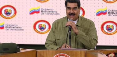 El antiimperialista Maduro da gracias a Dios por la dolarización de Venezuela