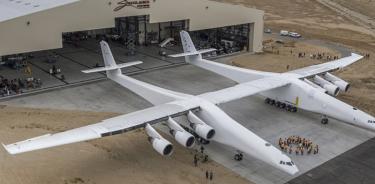 Despega el avión más grande del mundo