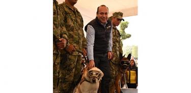 Plantea alcalde de Venustiano Carranza hacer ley el Comité de Perros de Búsqueda