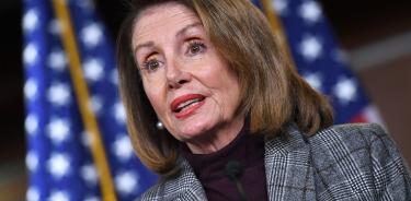 “Es alarmante que la que puso a niños en jaulas renuncie porque no es lo suficientemente extrema”: Nancy Pelosi