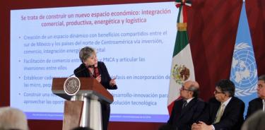 Cepal propone plan de desarrollo en México y Centroamérica para frenar migración