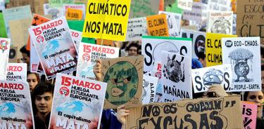 Jóvenes marchan en todo el mundo para exigir acción contra el cambio climático