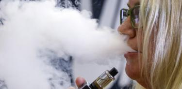 Suman cinco muertes por enfermedad pulmonar causada por cigarros electrónicos en EU