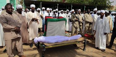 La Unión Africana suspende a Sudán tras matanza de civiles