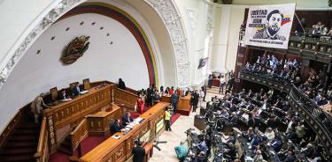 Portazo del Parlamento venezolano a cumbre de Montevideo: No al diálogo, mientras siga Maduro