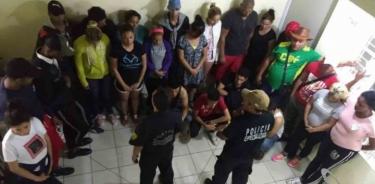 Rescatan a 34 migrantes en Tuxtla Gutiérrez y Ocozocoautla, Chiapas