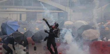 Hong Kong vive una jornada más de violencia