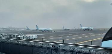 Aeropuerto capitalino reanuda operaciones tras cierre por banco de niebla
