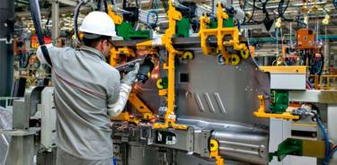 Disminuye producción industrial del país en mayo