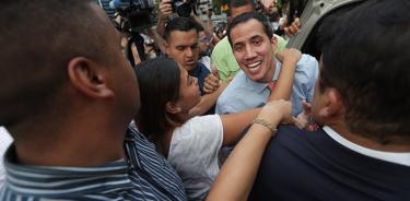 Maduro maniobra para encarcelar a Guaidó por apagón