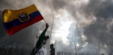 Lenín Moreno decreta toque de queda y militarización en Quito para frenar revuelta