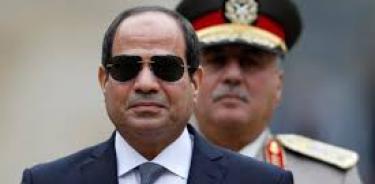 Egipto vota cambios constitucionales que permitirían perpetuar a Al Sisi