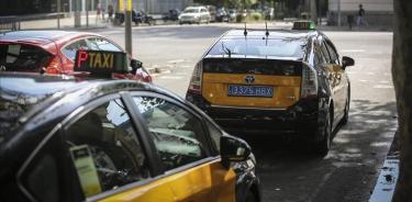 Taxis de Barcelona anuncian una huelga indefinida