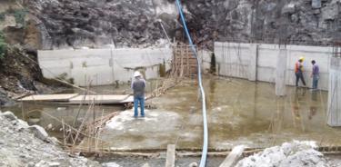 Ecocidio: mandan al drenaje millones de  litros de agua de un acuífero en Copilco