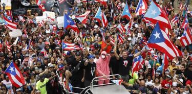 Marchan miles en Puerto Rico para celebrar la dimisión de Rosselló
