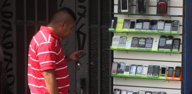 Iniciarán en 15 días operativos contra venta de celulares en tianguis
