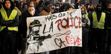 Los “Chalecos Amarillos” denuncian violencia policial en Francia