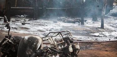 Mueren 68 personas en Tanzania tras estallar camión del que recogían gasolina