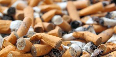 Proponen multas de hasta 25 mil pesos por tirar colillas de cigarro