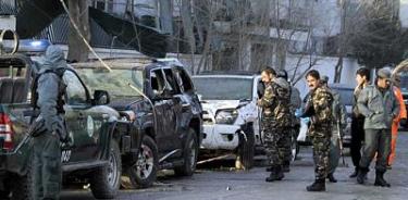Brutal atentado talibán deja casi cien muertos