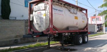 Hallan en Estado de México camión cargado con cianuro