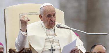 Papa denuncia que se vuelve a perseguir a los judíos