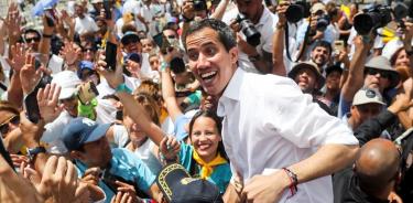 Suman 600 mil voluntarios para repartir ayuda humanitaria, anuncia Guaidó