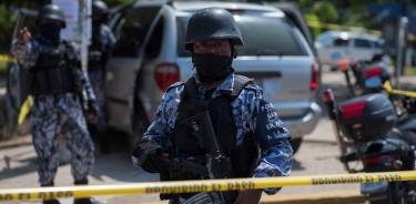 Policías federales y de Veracruz despliegan operativo en Coatzacoalcos