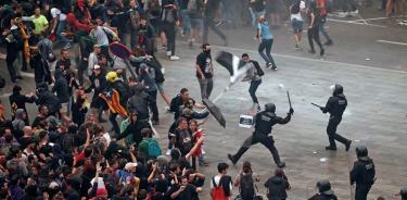 Protestas masivas en Cataluña tras la dura sentencia contra líderes separatistas