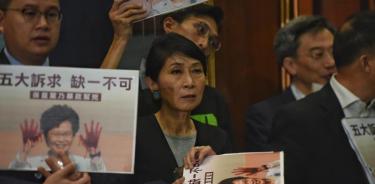 Impiden a jefa del Ejecutivo de Hong Kong dar discurso ante Parlamento