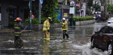 Diputados piden a alcaldes difundir los puntos rojos de inundaciones