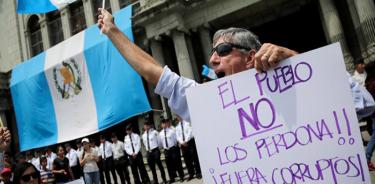 Guatemala elige presidente tras el experimento fatídico de Jimmy Morales