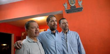 Tras perdón del Sultán de Malasia, regresan a México hermanos condenados a la horca